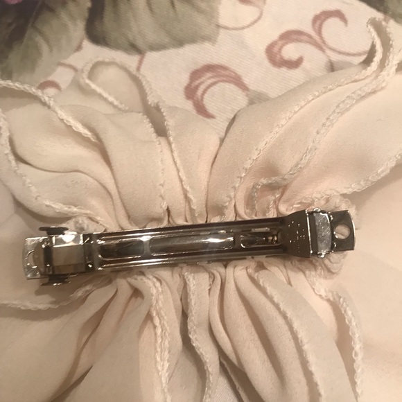 ———————SOLD——_—————TWO SILK CHIFFON CLIP BOWS NWT - Picture 10 of 12